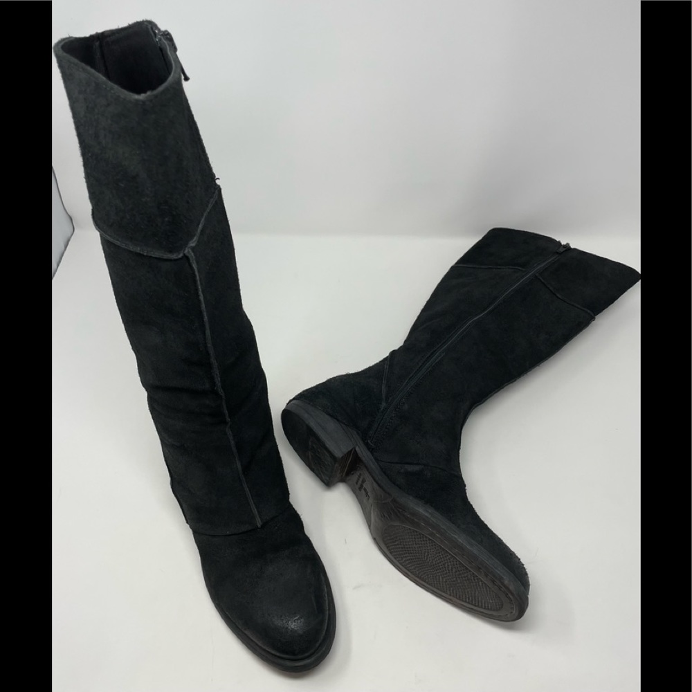 Vera Wang Oiled Suede Spat Tall Boots🖤